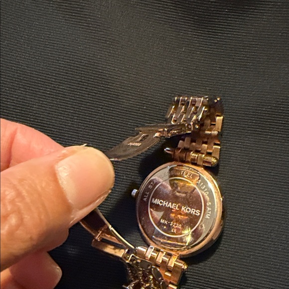 Michael Kors Watch - Picture 5 of 5